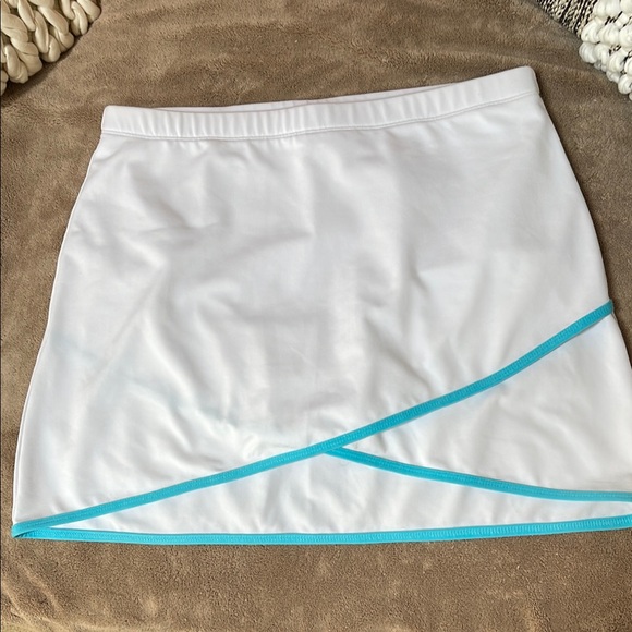 Peachy Tan Dresses & Skirts - Athletic skirt by Peachy Tan in size medium.